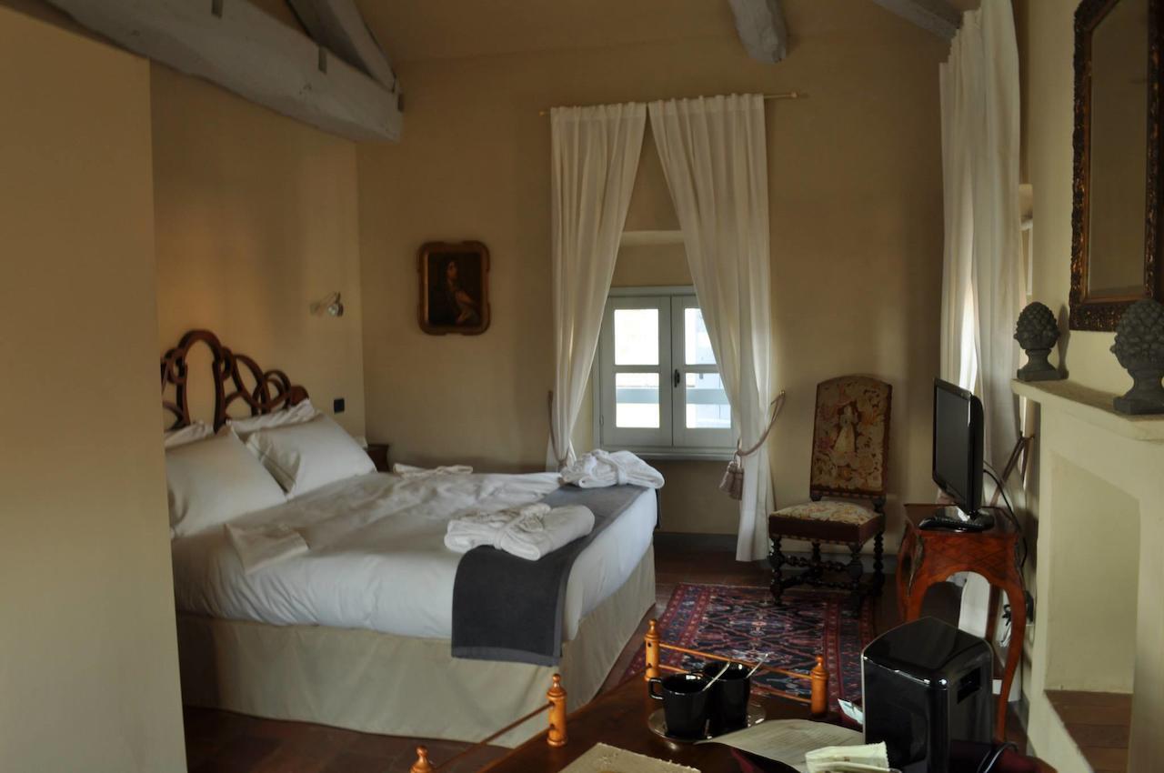 Antico Borgo Otel Cuneo Oda fotoğraf